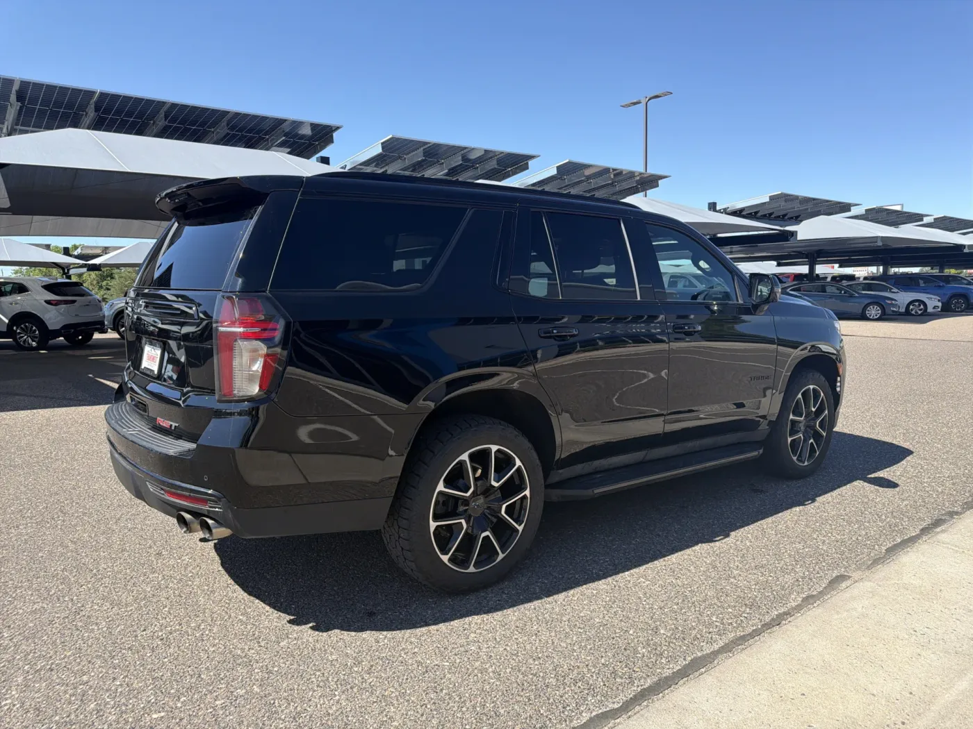 2023 Chevrolet Tahoe RST | Photo 4 of 23
