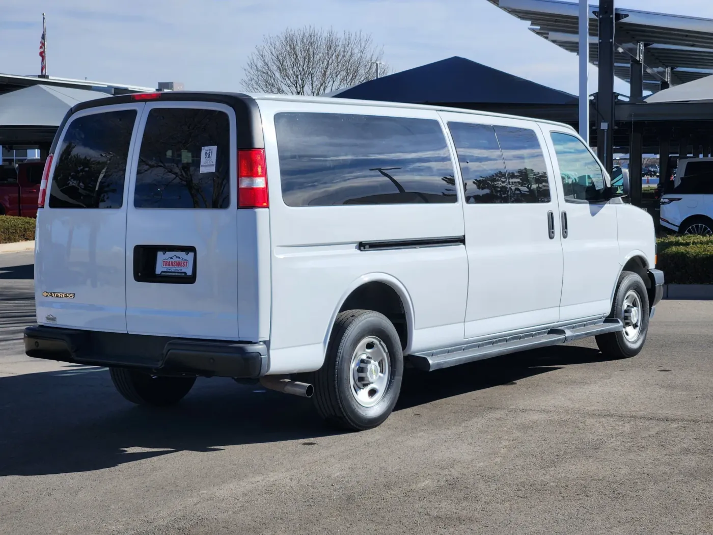 2023 Chevrolet Express Passenger LS | Photo 3 of 5