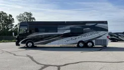 2027 Newmar Essex 4551 | Thumbnail Photo 3 of 39