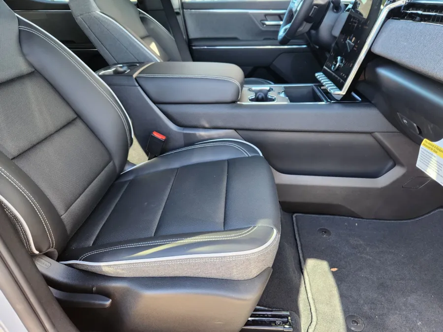 2026 GMC Sierra EV Standard Range Elevation | Photo 17 of 28