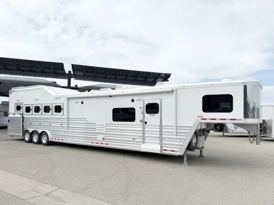 2025 Cimarron Norstar 5HLQ | Photo 1 of 27