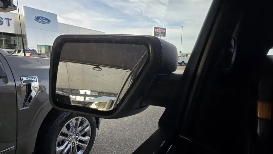 2025 Ford F-150 | Photo 11 of 30