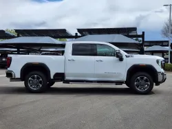 2025 GMC Sierra 2500HD SLT | Thumbnail Photo 1 of 32