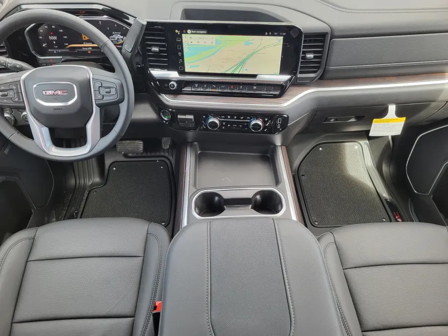 2026 GMC Sierra 3500HD SLT | Photo 21 of 25