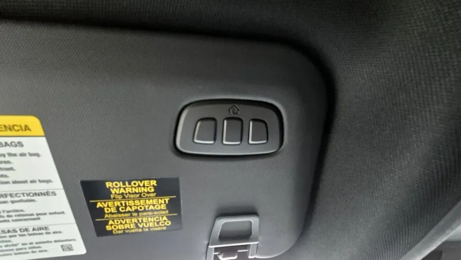 2026 Ford Escape Hybrid | Photo 27 of 32