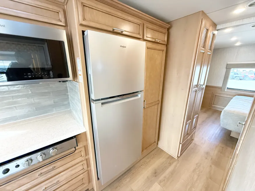 2024 Newmar Bay Star 3626 | Photo 13 of 31