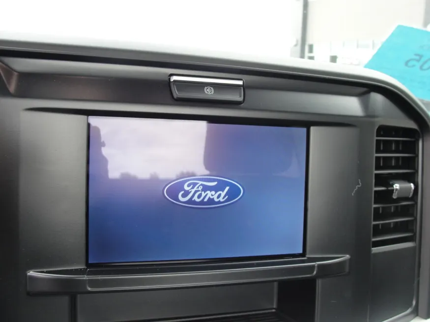 2026 Ford F-350 | Photo 10 of 14