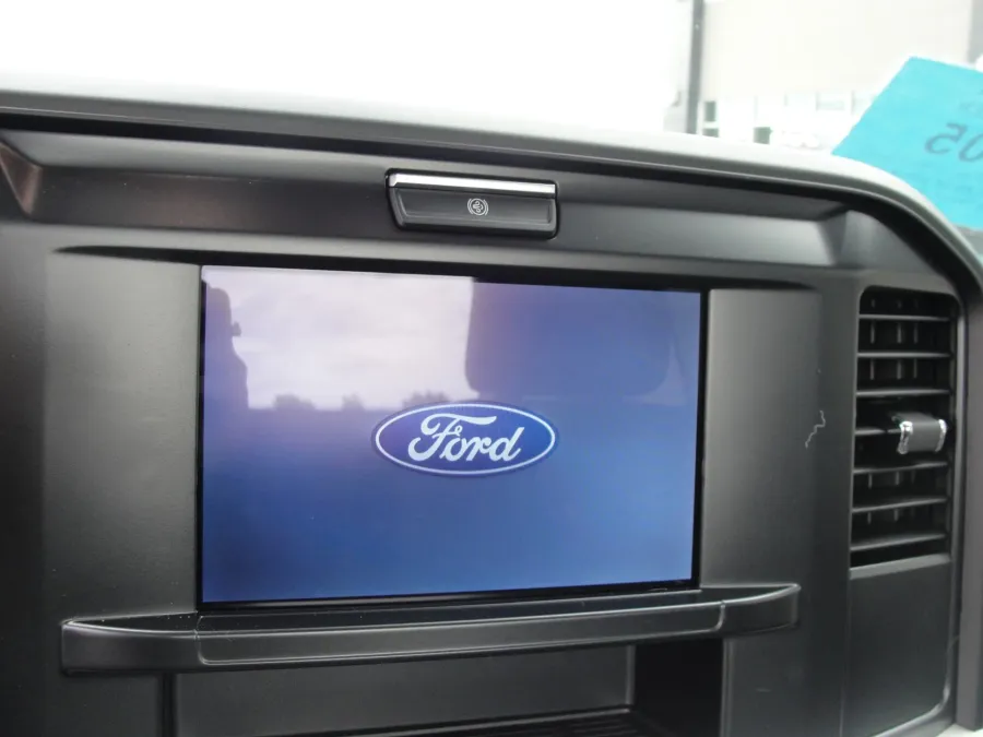 2026 Ford F-350 | Photo 10 of 14