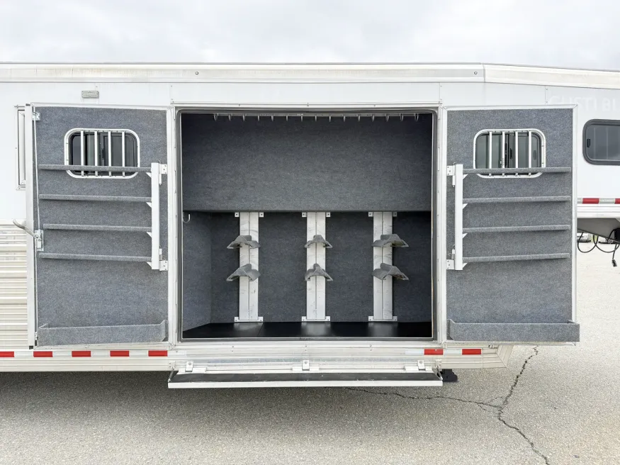 2020 Bloomer 6HGN | Photo 3 of 19