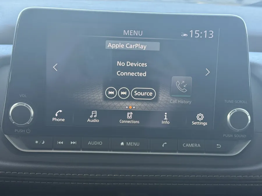 2023 Nissan Rogue SV | Photo 14 of 19