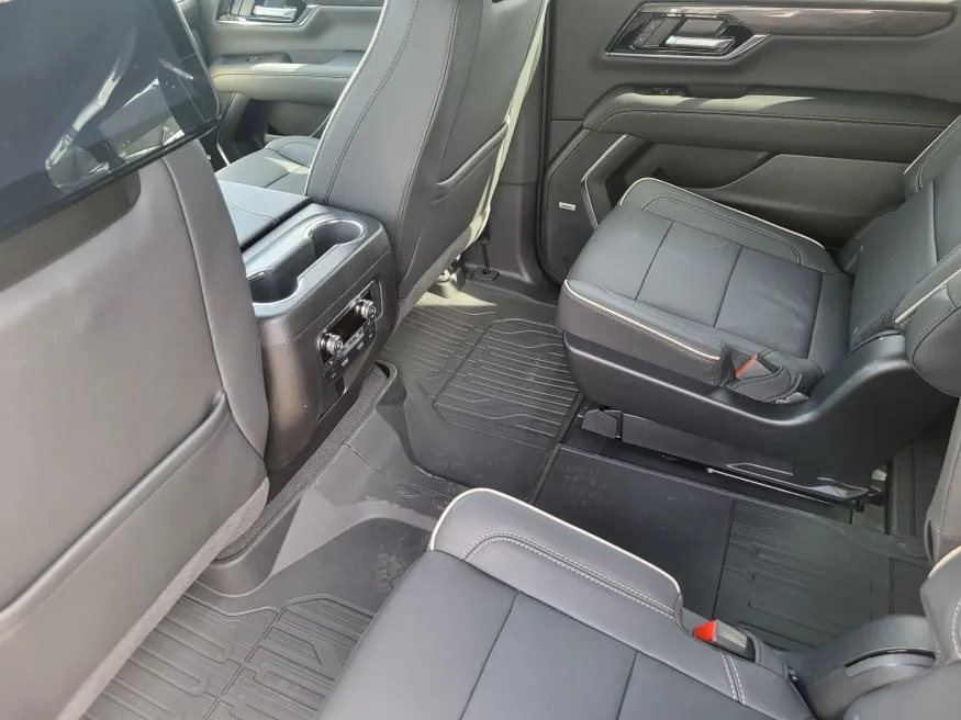 2026 GMC Yukon XL Elevation | Photo 22 of 26