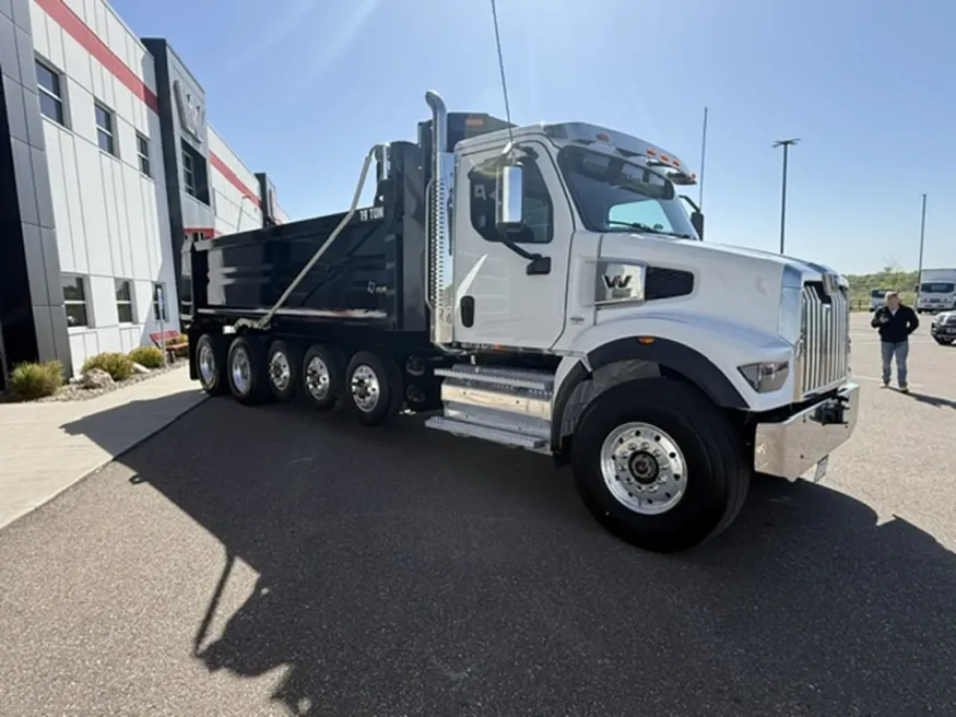 2026 Western Star 47X | Photo 9 of 13