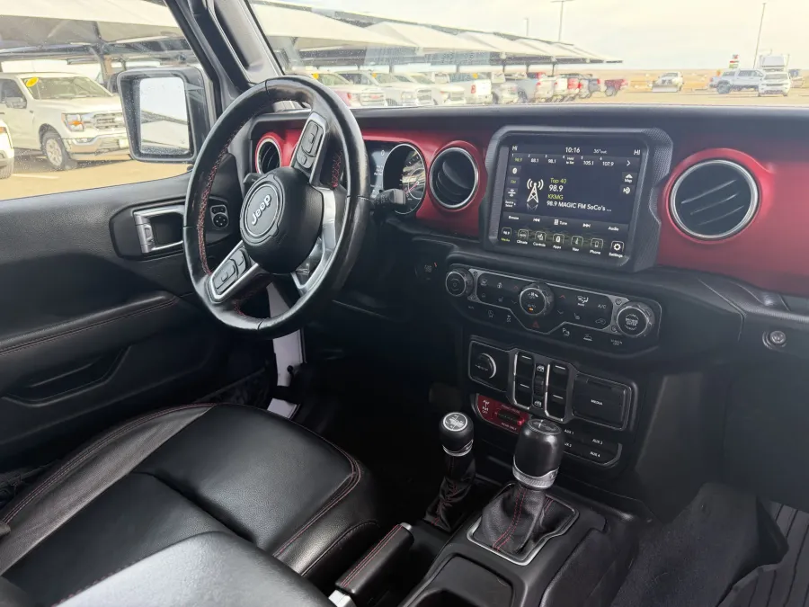 2021 Jeep Wrangler Unlimited Rubicon | Photo 12 of 18