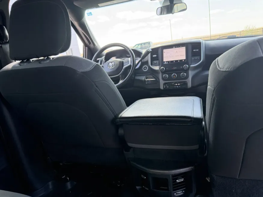 2022 RAM 2500 Big Horn | Photo 9 of 18