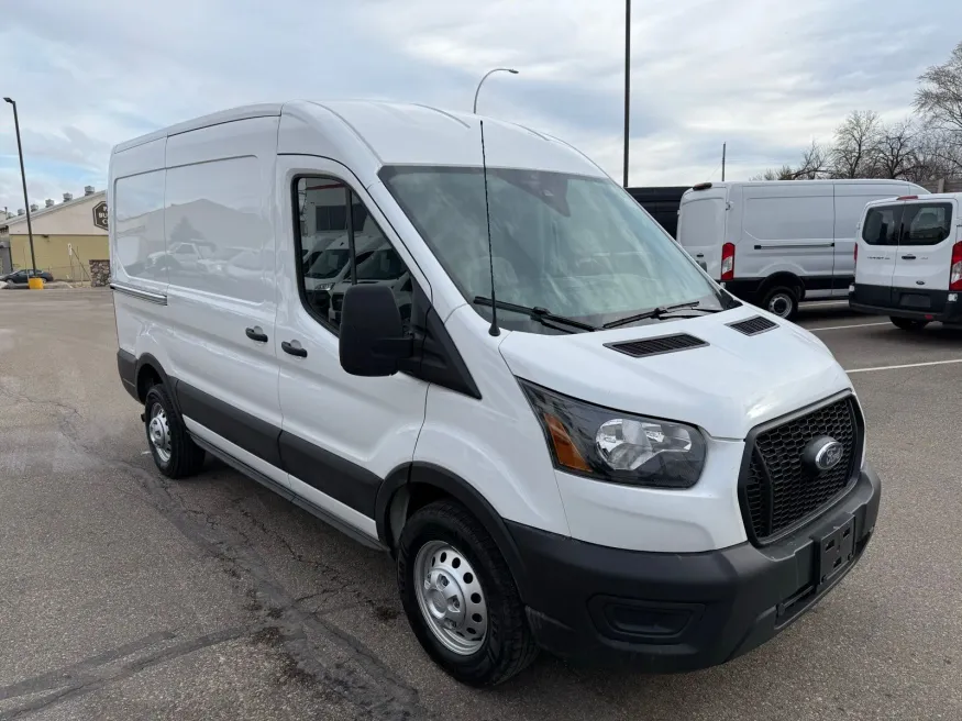2023 Ford Transit-250 Base | Photo 15 of 20