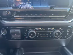 2026 Chevrolet Silverado 2500HD LTZ | Thumbnail Photo 16 of 19