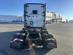 2023 Freightliner Cascadia | Thumbnail Photo 6 of 21