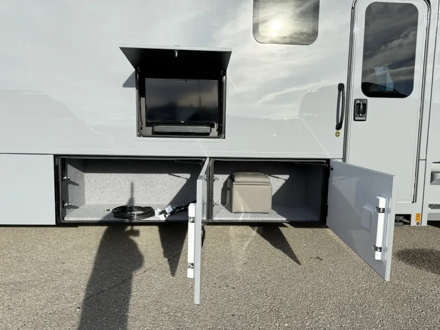 2026 Renegade Verona 40VBH | Photo 25 of 30