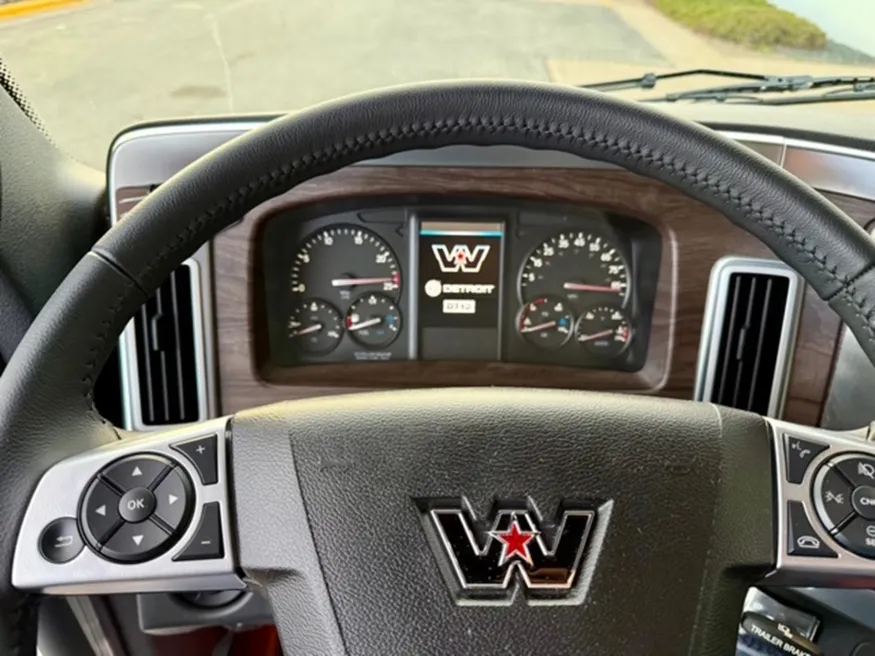 2026 Western Star 47X | Photo 14 of 19