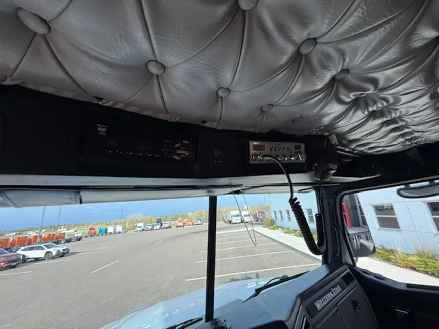 2020 Western Star 4700SF | Photo 13 of 14