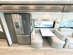 2026 Newmar Mountain Aire 4118 | Thumbnail Photo 10 of 31