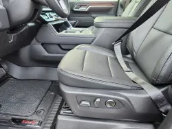 2026 GMC Sierra 2500HD Denali | Thumbnail Photo 7 of 28