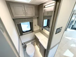 2026 Renegade Explorer 40ERB | Thumbnail Photo 12 of 29