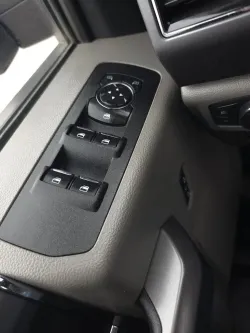 2019 Ford F-150 | Thumbnail Photo 12 of 30