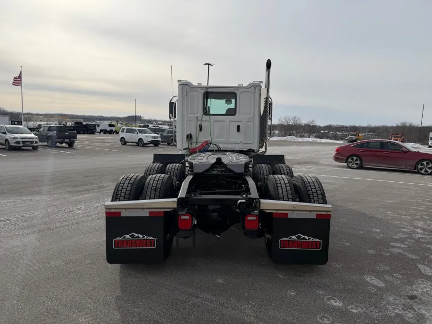 2026 Western Star 47X | Photo 3 of 7