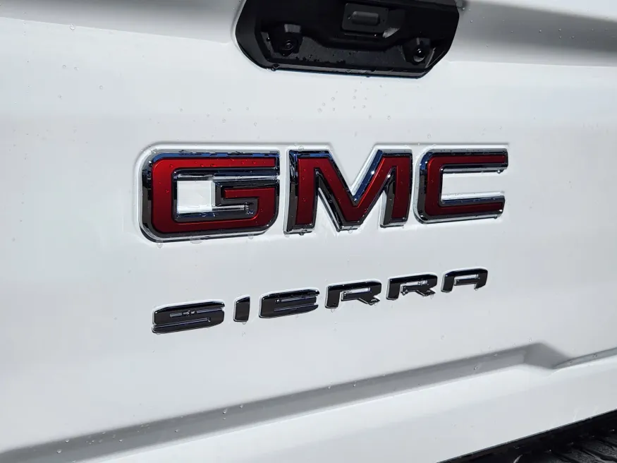 2026 GMC Sierra 2500HD Pro | Photo 14 of 28
