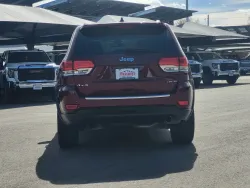 2017 Jeep Grand Cherokee Limited | Thumbnail Photo 5 of 32