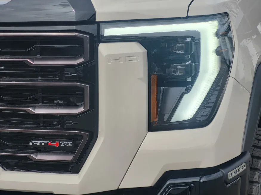 2026 GMC Sierra 2500HD AT4X | Photo 7 of 25