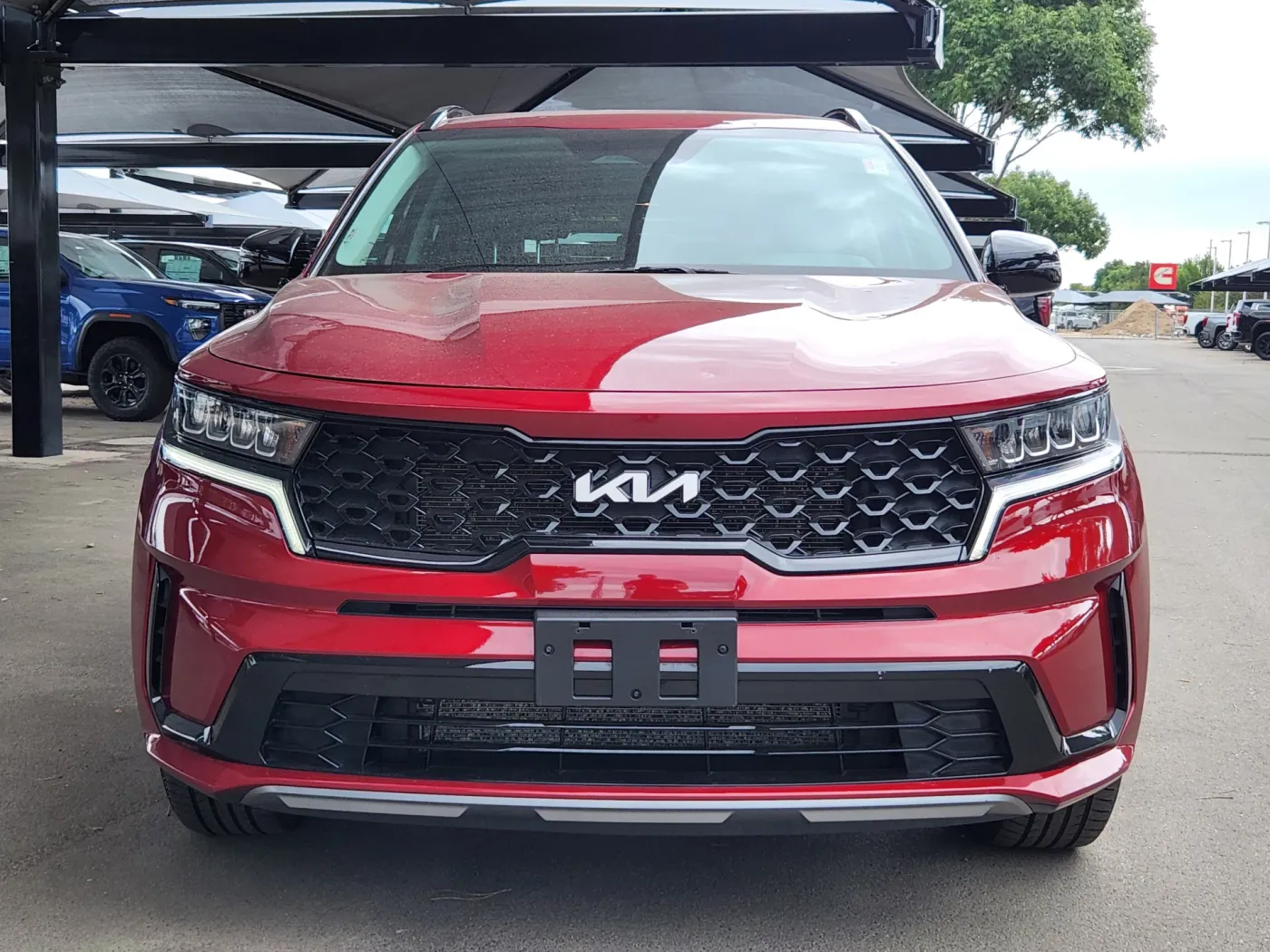 2023 Kia Sorento S | Photo 4 of 28