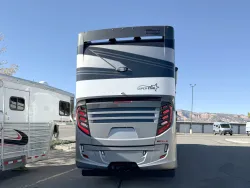 2026 Newmar Super Star 4159 | Thumbnail Photo 18 of 34