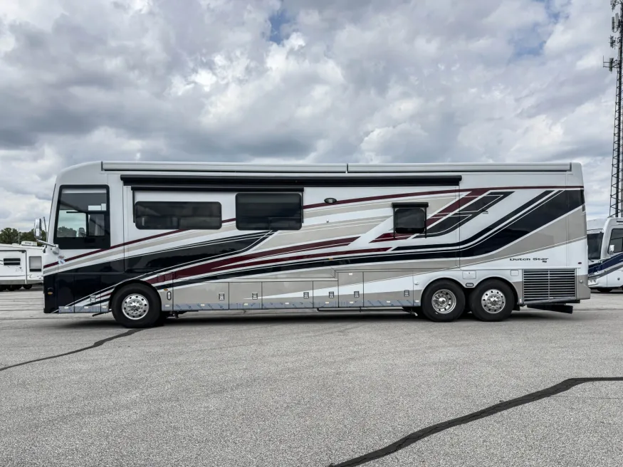 2026 Newmar Dutch Star 4369 | Photo 1 of 43