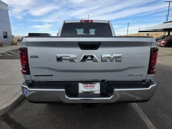 2026 RAM 2500 Big Horn | Thumbnail Photo 6 of 25
