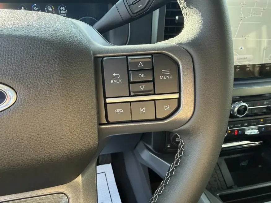 2026 Ford Super Duty F-250 | Photo 19 of 30