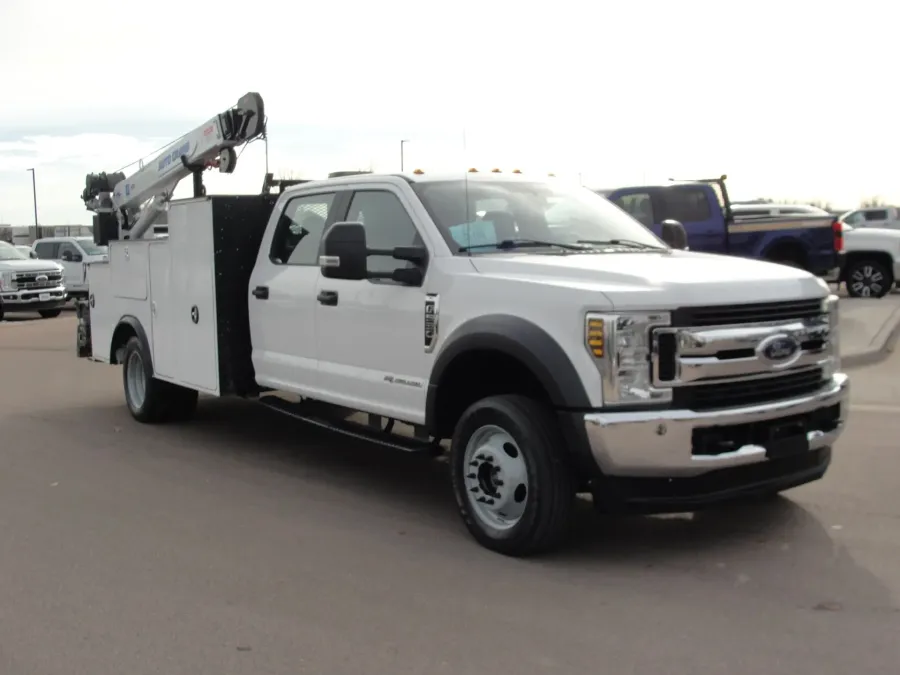 2019 Ford Super Duty F-550 | Photo 7 of 14
