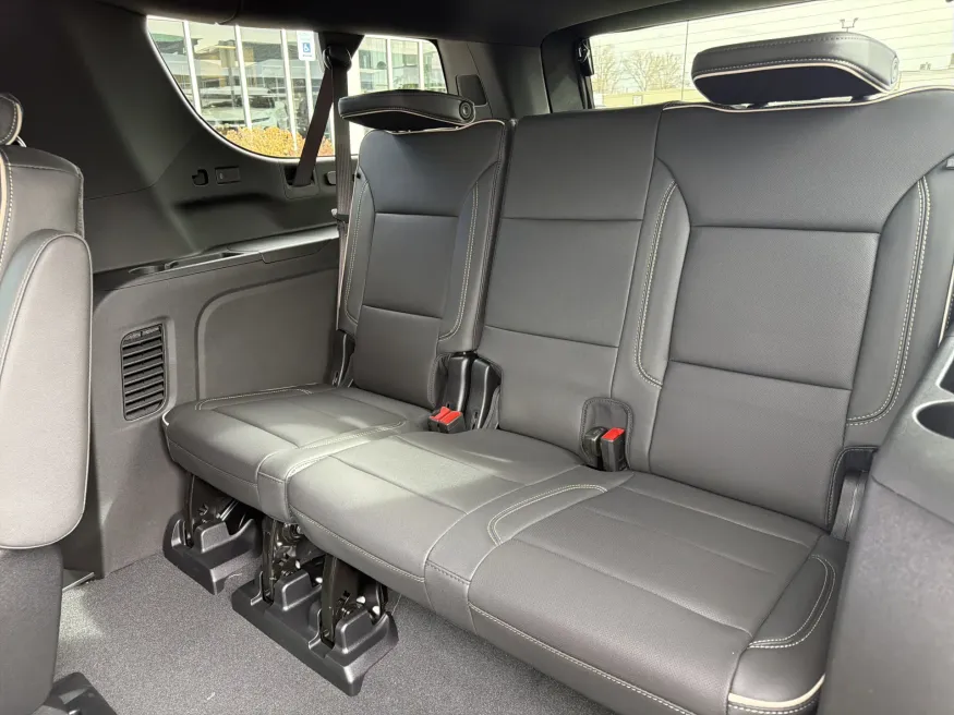 2026 Chevrolet Suburban Premier | Photo 11 of 23