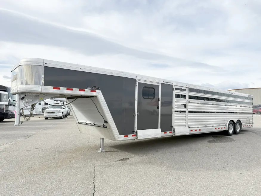 2018 Cimarron Stierwalt Signature Series Stock | Photo 14 of 23