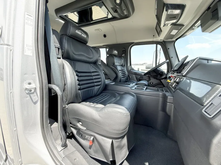2025 Freightliner M2 106 Plus Summit Hauler | Photo 24 of 26