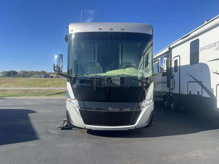 2026 Tiffin Byway 33FL | Photo 5 of 18