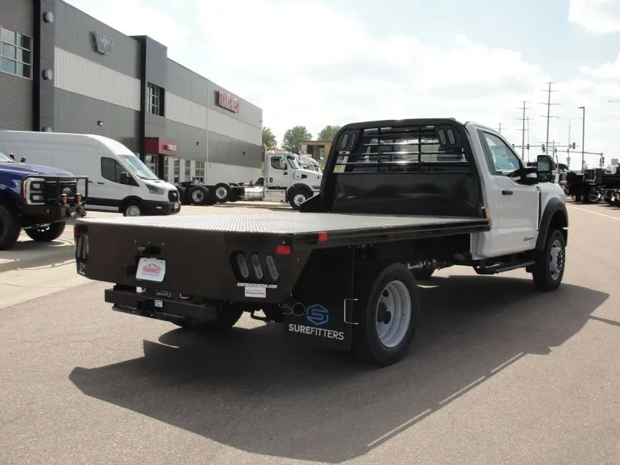 2026 Ford Super Duty F-550 | Photo 7 of 22