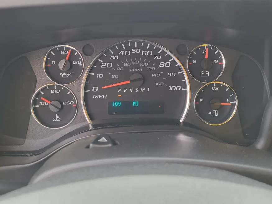 2021 GMC Savana Commercial Cutaway CUTWAY | Photo 12 of 20