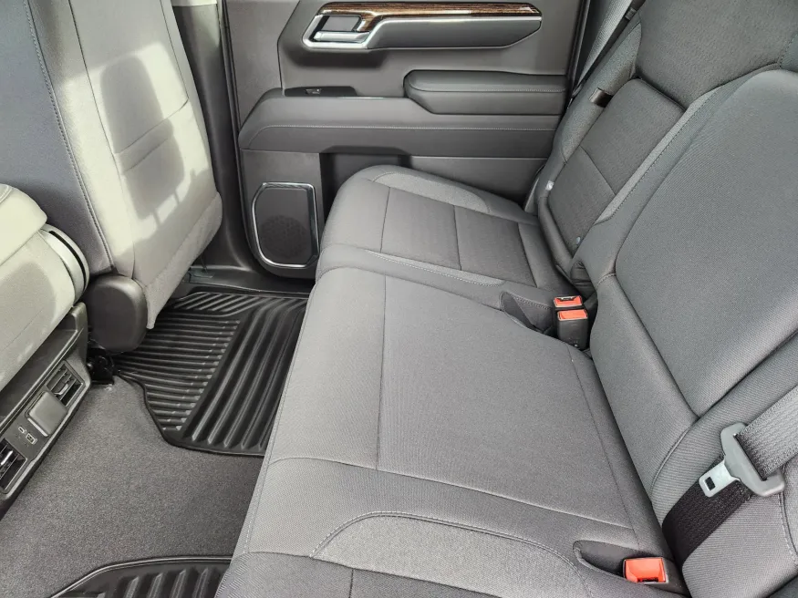 2026 GMC Sierra 1500 Elevation | Photo 18 of 22