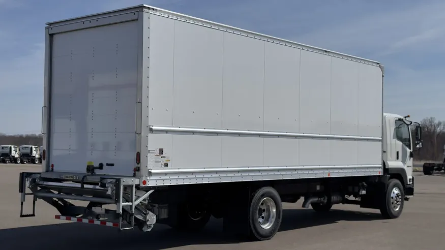 2025 Isuzu FTR | Photo 11 of 22