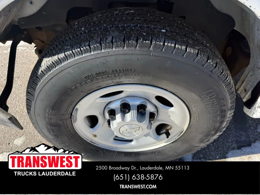 2017 Chevrolet Express 3500 Work Van | Photo 17 of 20