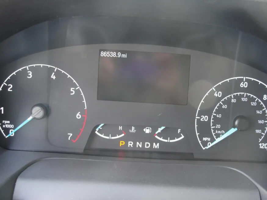 2022 Ford Transit | Photo 8 of 13