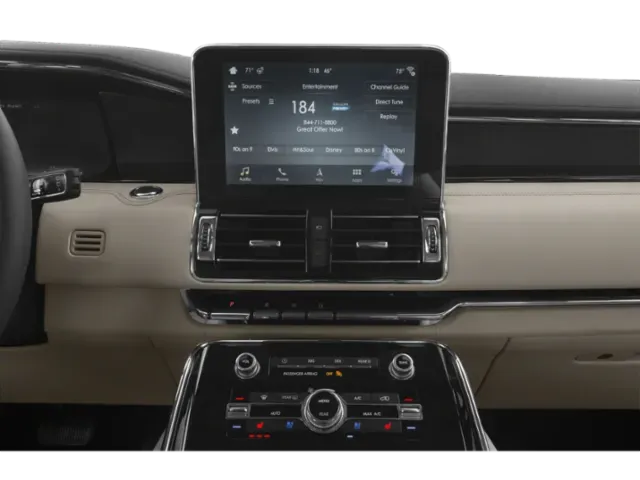 2019 Lincoln Navigator | Photo 6 of 14