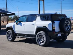 2024 GMC HUMMER EV SUV 3X | Thumbnail Photo 2 of 21